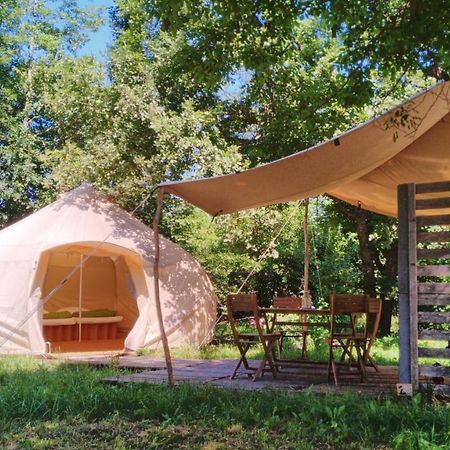 Atypik Nomad Hotel Recoubeau-Jansac Kültér fotó